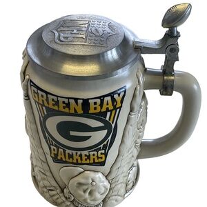 Green Bay Packers 3-D Relief Beer Stein Mug Football Players Touchdown Thailand
